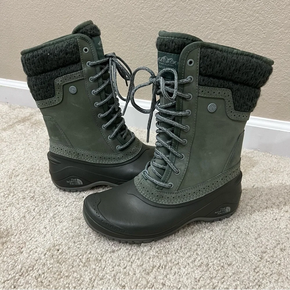 The North Face Women Shellista II Dachund Green Mid Winter Boots Size 5.5,